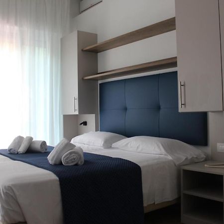 Hotel Danieli Лидо ди Йезоло Екстериор снимка