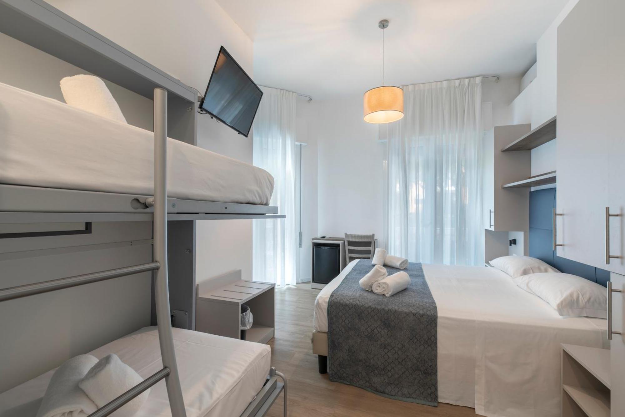 Hotel Danieli Лидо ди Йезоло Екстериор снимка
