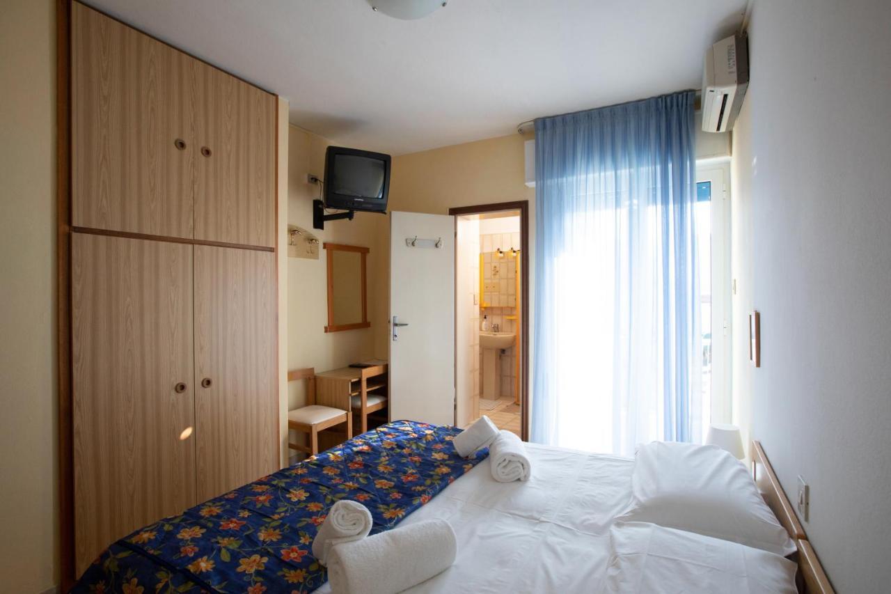 Hotel Danieli Лидо ди Йезоло Екстериор снимка